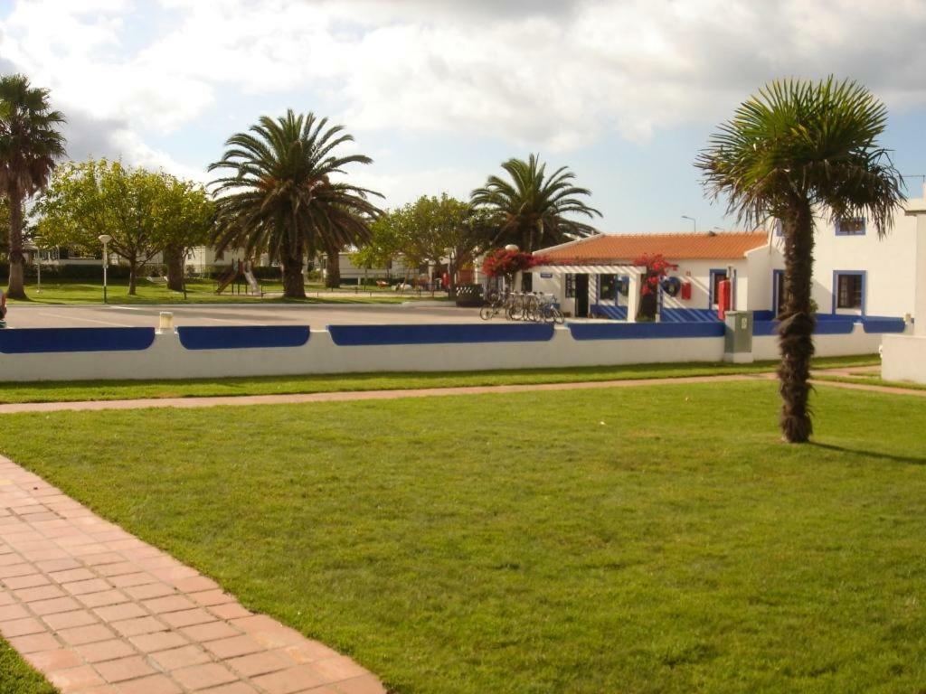 Parque Campismo Porto Covo Hotel Екстериор снимка